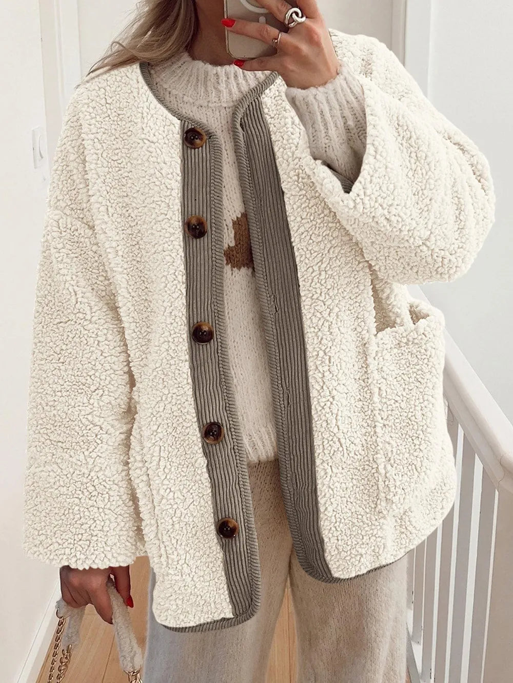 Women's Two-Tone Sherpa Button-Up Jacket with Pockets - Cream