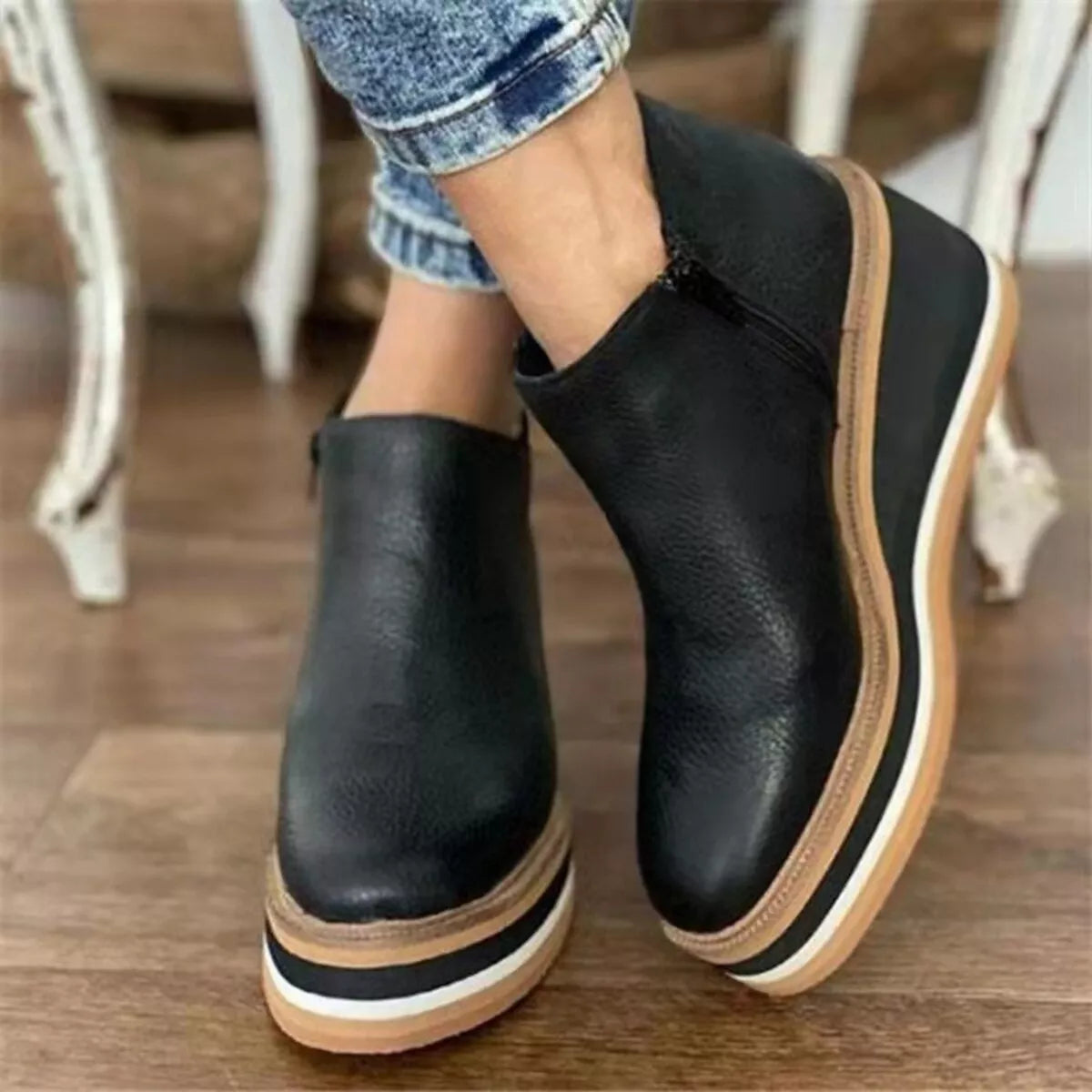 Women's Comfortable Platform Wedge Ankle Boots for Fall and Winter - Black