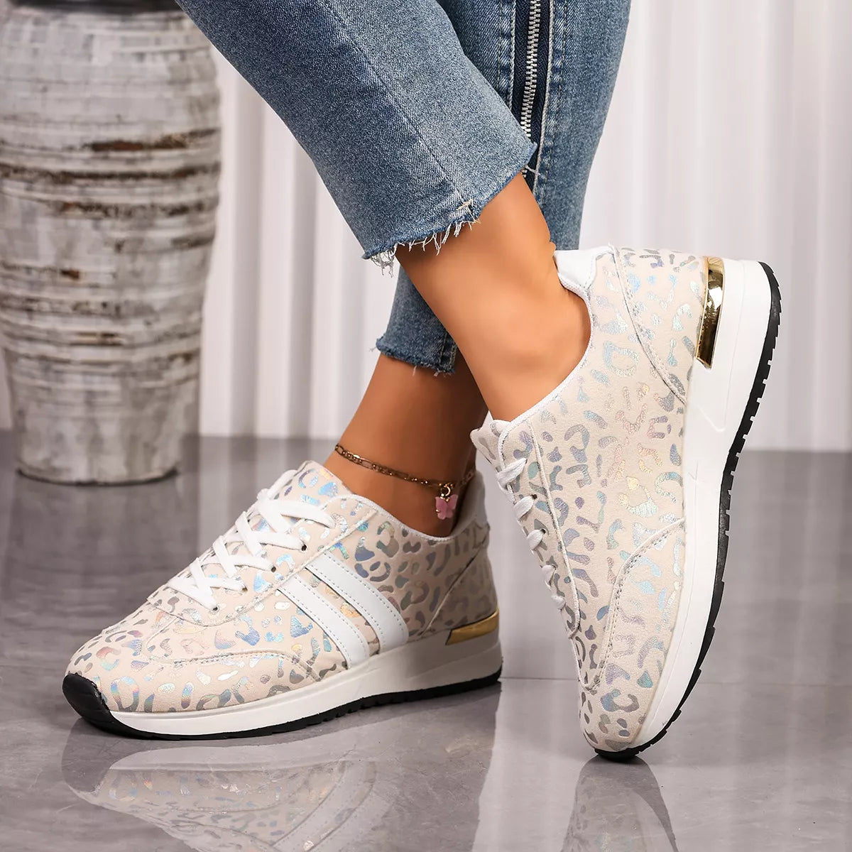 Women's Leopard Print Lace-Up Sneakers
