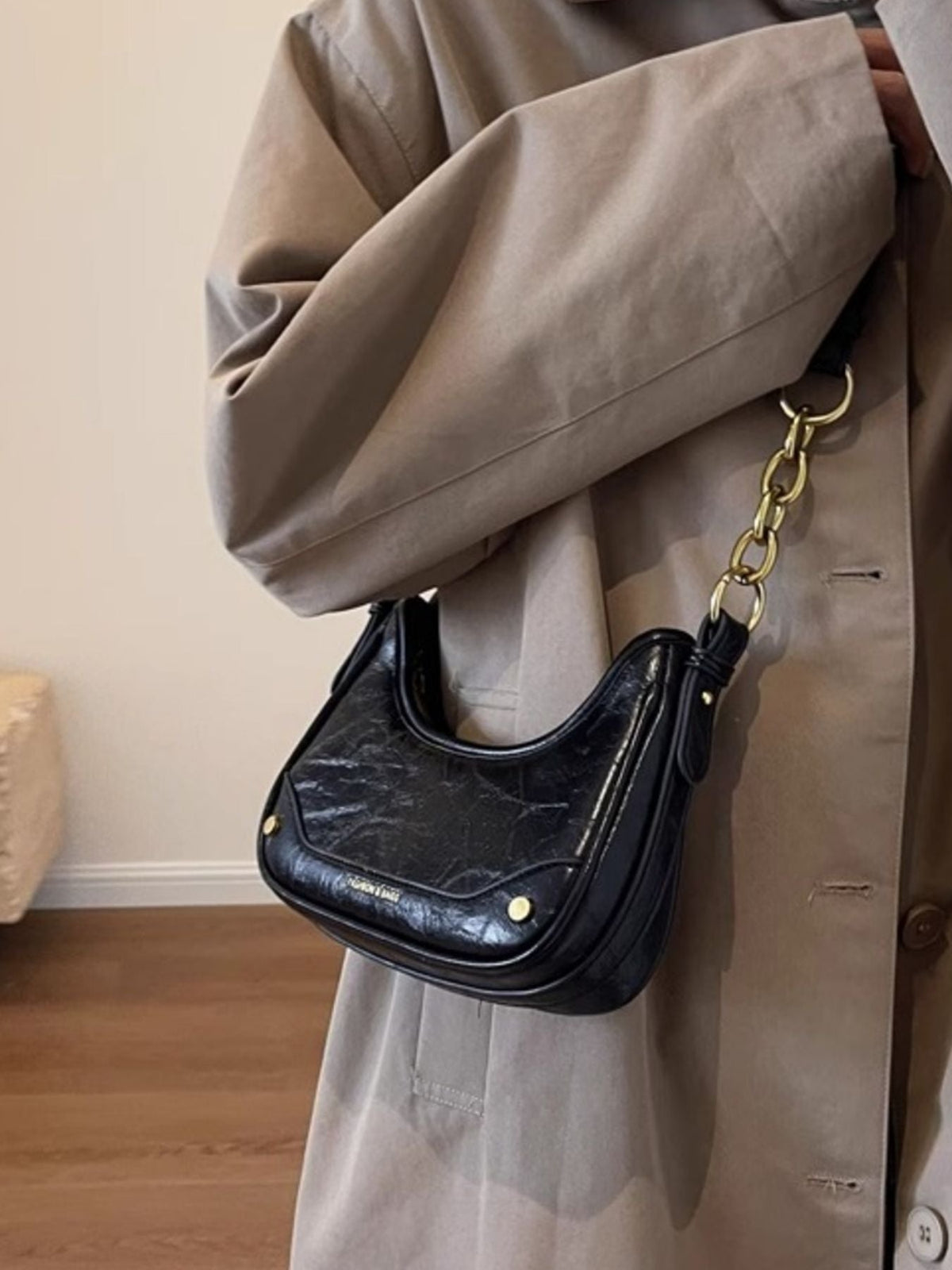 Women's Shoulder Bag with Chain Detail - Black