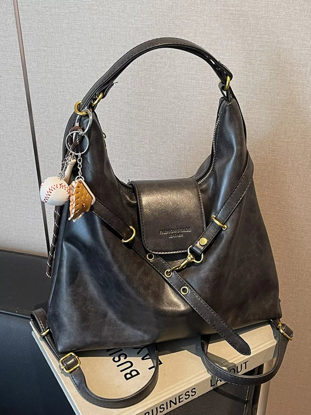 Women's Convertible Bag with Adjustable Strap - Black
