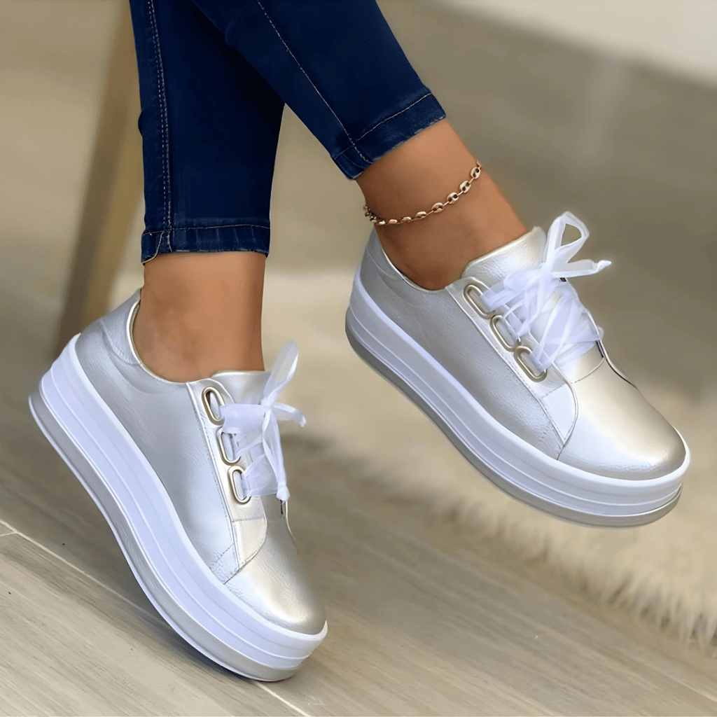 Women's Casual Platform Sneakers with Metal Eyelets - Silver