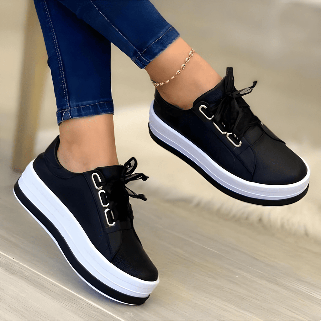 Women's Casual Platform Sneakers with Metal Eyelets - Black