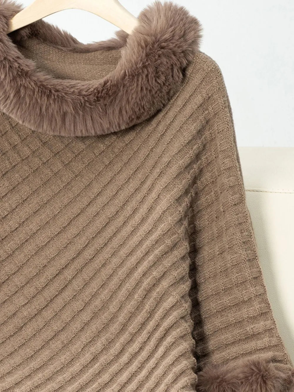 Women's 3/4 Sleeve Poncho with Faux Fur Trim Textured Cape