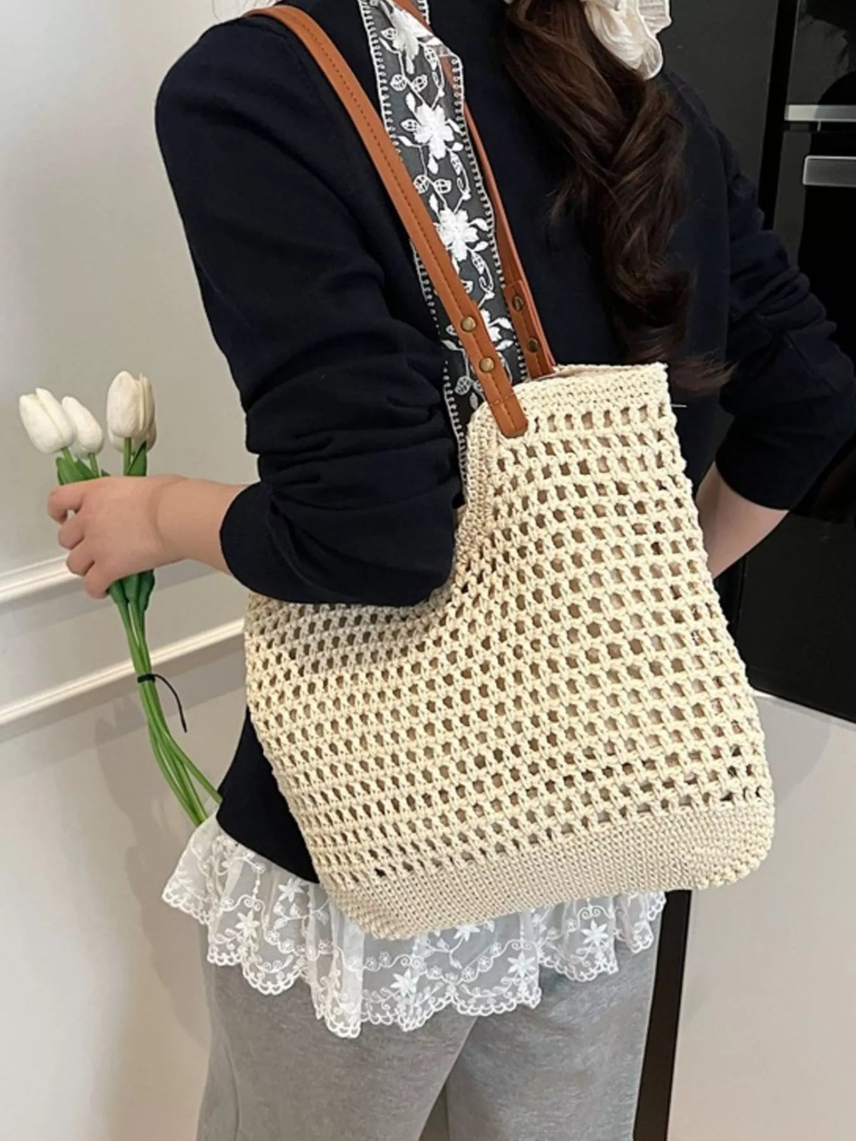 Women's Woven Straw Shoulder Bag