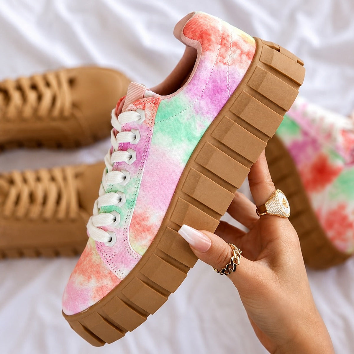 Women's Comfortable Athletic Sneakers - Pink