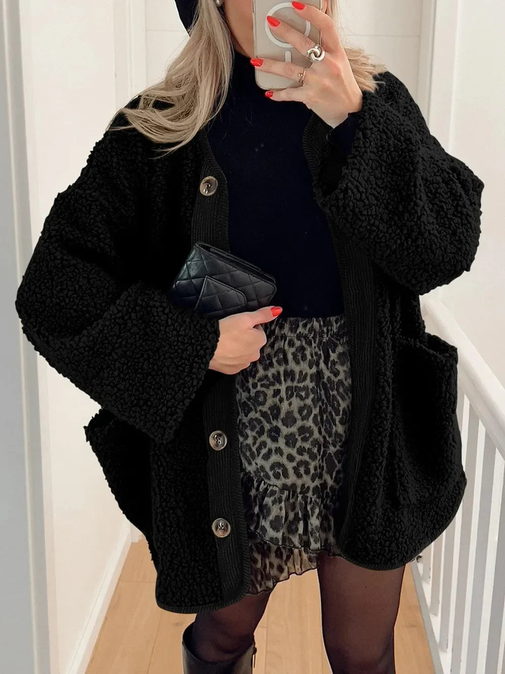 Women's Two-Tone Sherpa Button-Up Jacket with Pockets