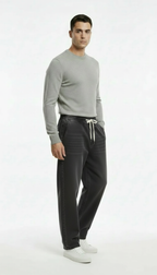 Men's Wide Straight-Leg Jeans