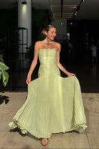 Women's Elegant Green Pleated Wedding Guest Maxi Dress